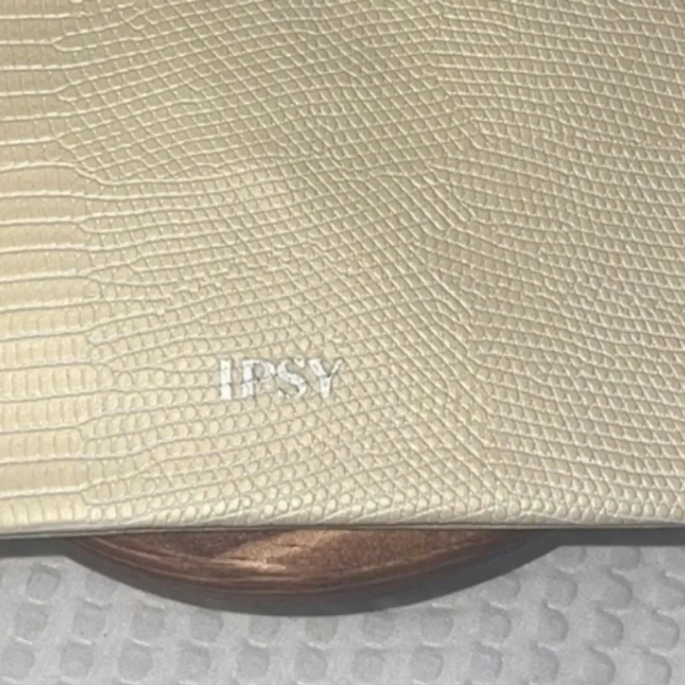 Makeup bag Ipsy snap textured Cosmetic Travel Bag Case